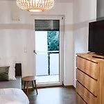 Doreyhome P2 - Modernes Zentrales Apartment -2-4 Personen - Parkplatz